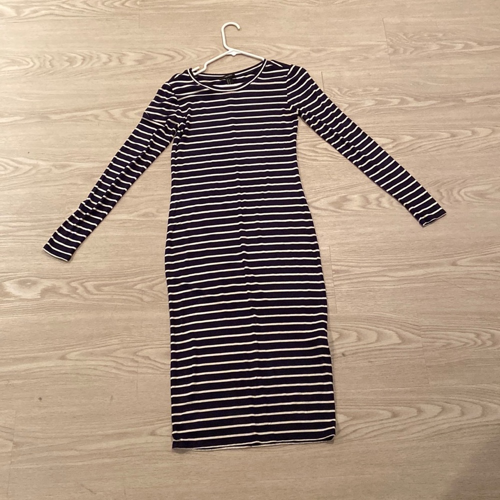 FOREVER 21 tight midi dress